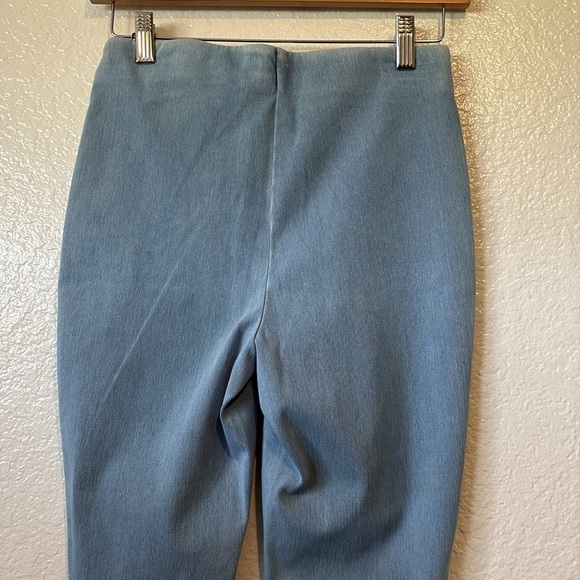 NWT Good American Soft Sculp Pull-On
Skinny Jeans/Jeggins - Picture 5 of 10